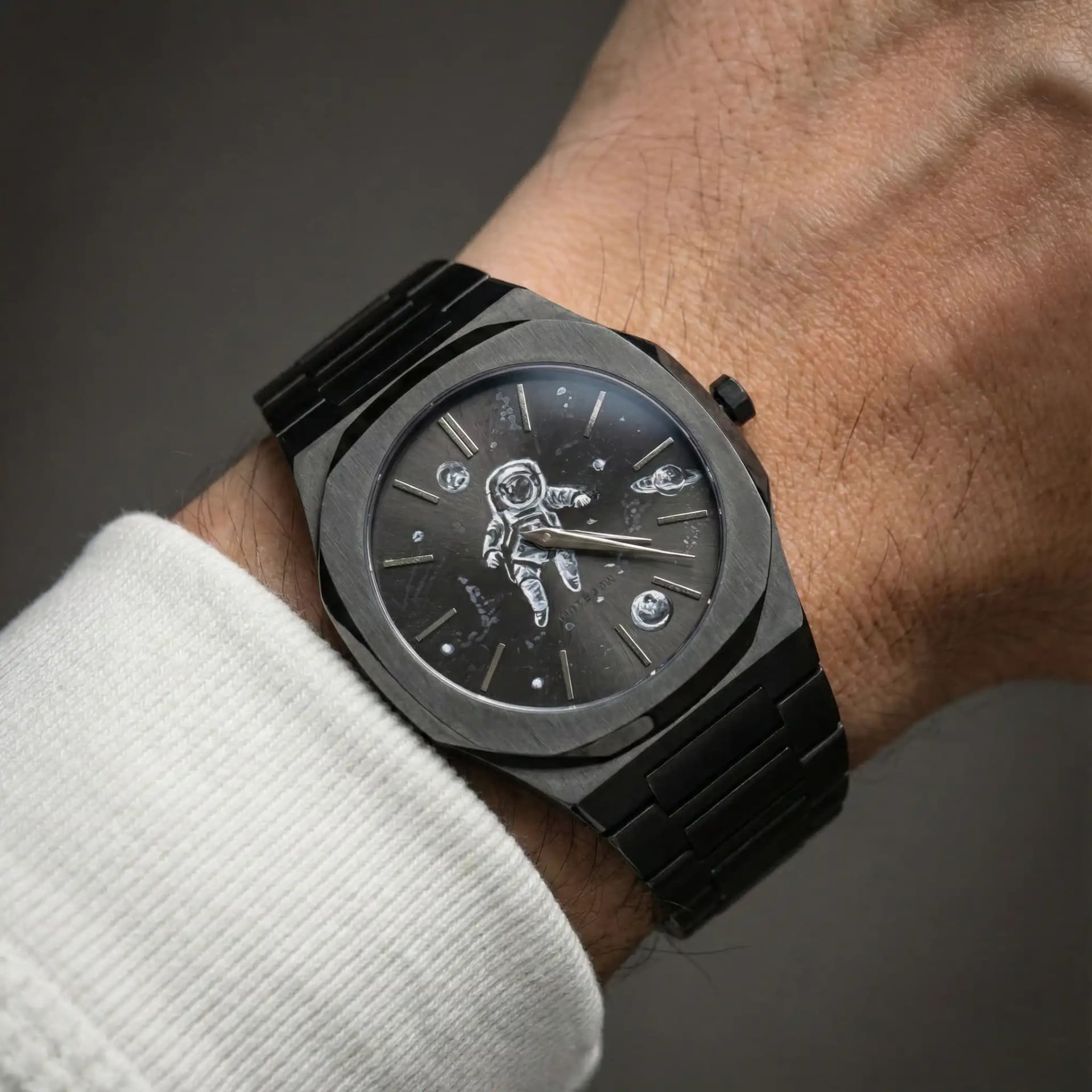 Astral Explorer - Image 2 Astral Explorer, view 2 of 6